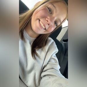 Meet your Posher, Jade